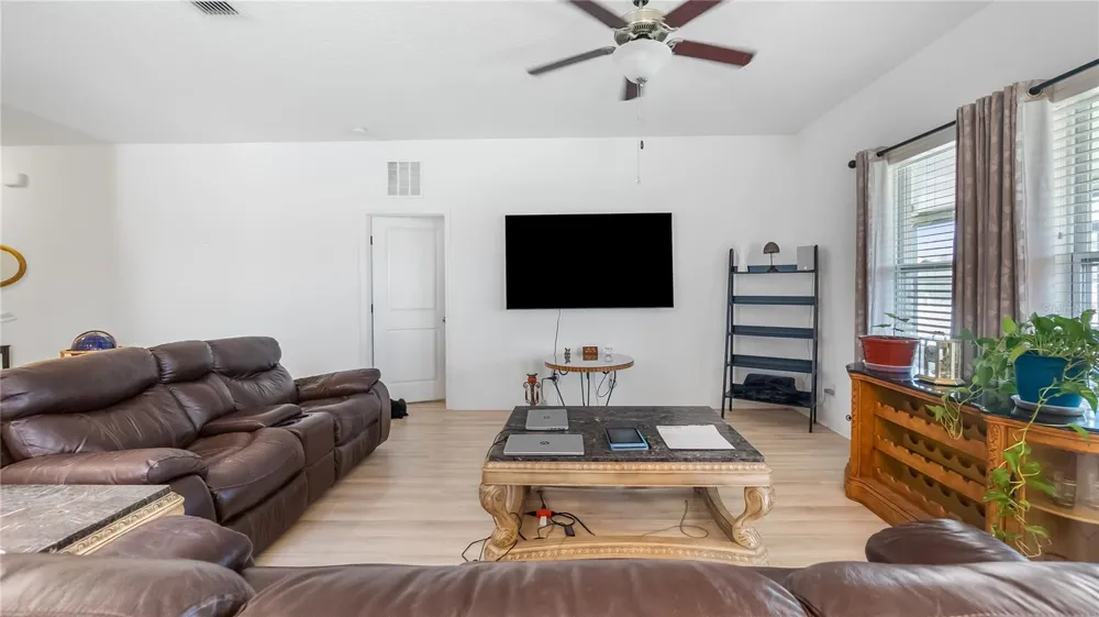 15409 IVORY GULL LANE Mascotte, FL 34753