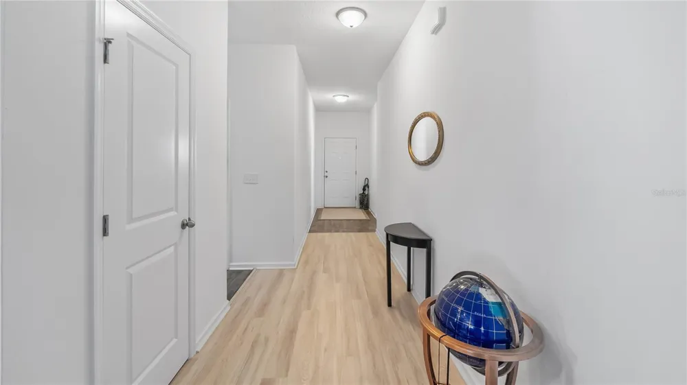 15409 IVORY GULL LANE Mascotte, FL 34753