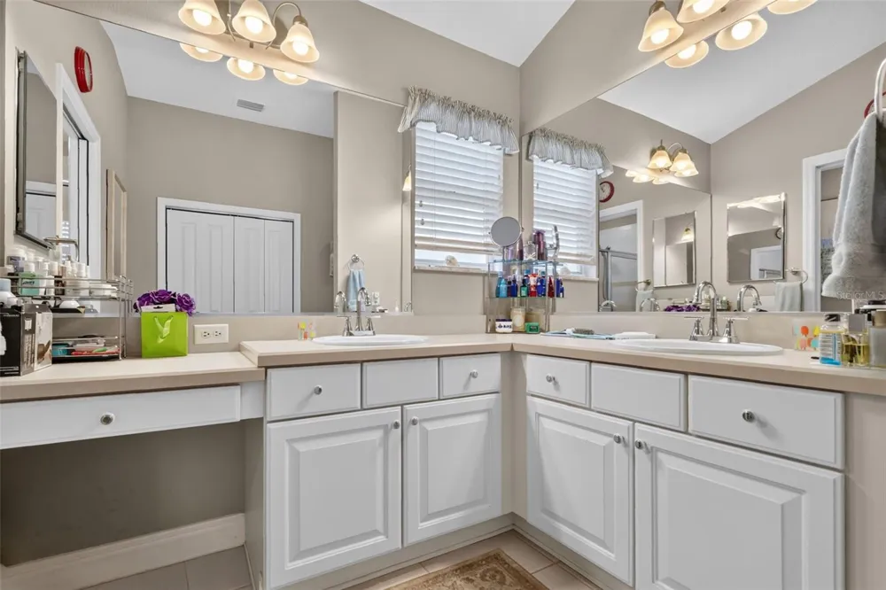 2761 PERSIMMON LOOP The Villages, FL 32162