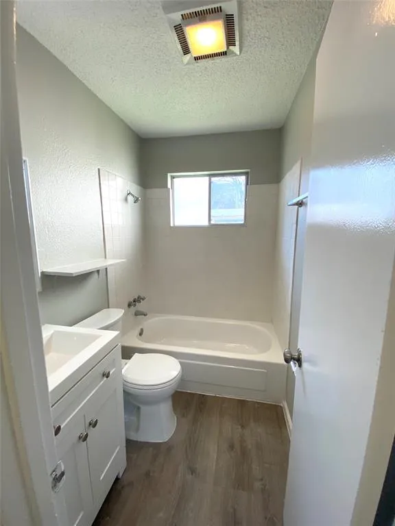 404 Swanee Drive #B Austin, TX 78752