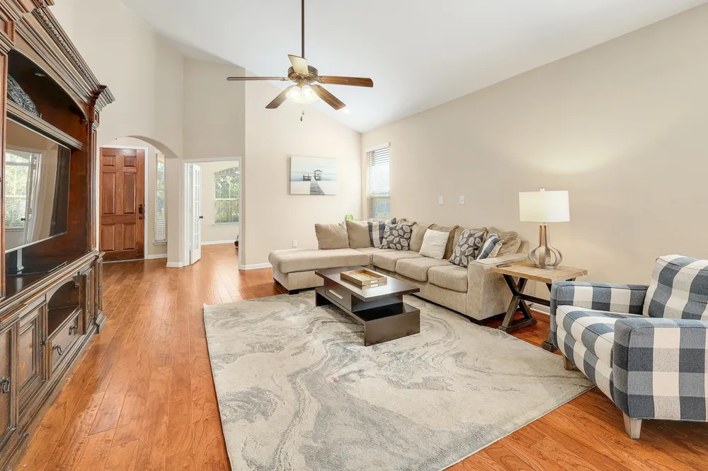 16213 Cantania Cove Pflugerville, TX 78660