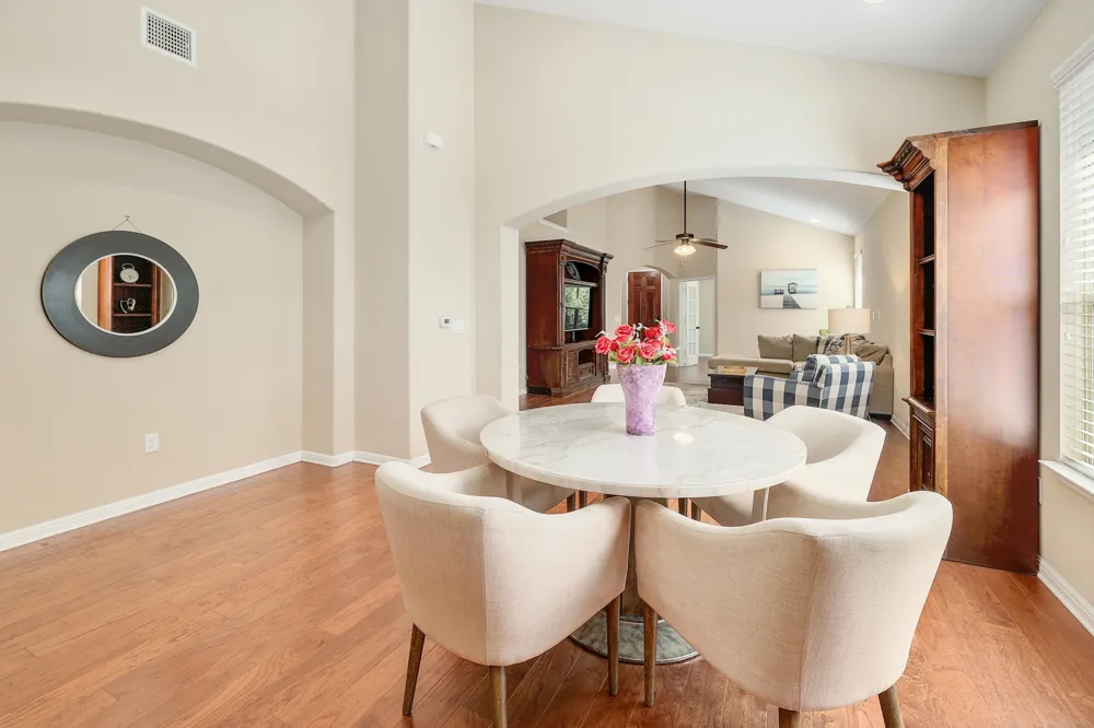 16213 Cantania Cove Pflugerville, TX 78660