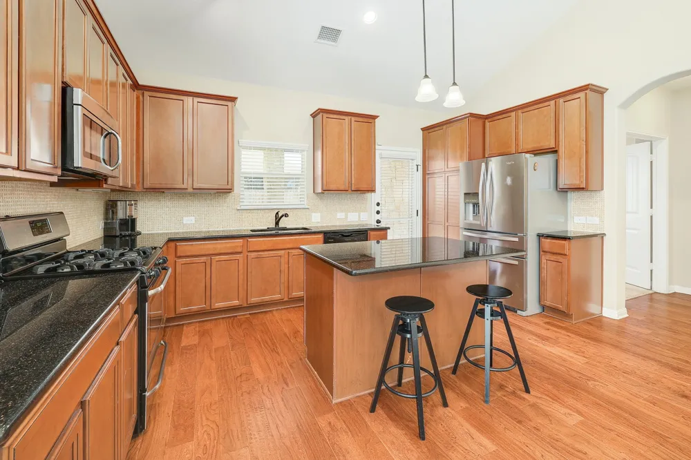 16213 Cantania Cove Pflugerville, TX 78660