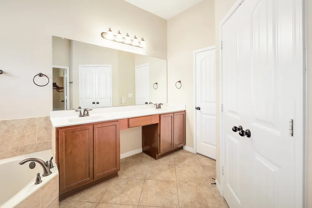 16213 Cantania Cove Pflugerville, TX 78660