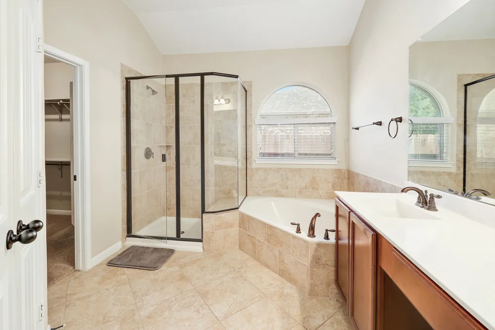 16213 Cantania Cove Pflugerville, TX 78660