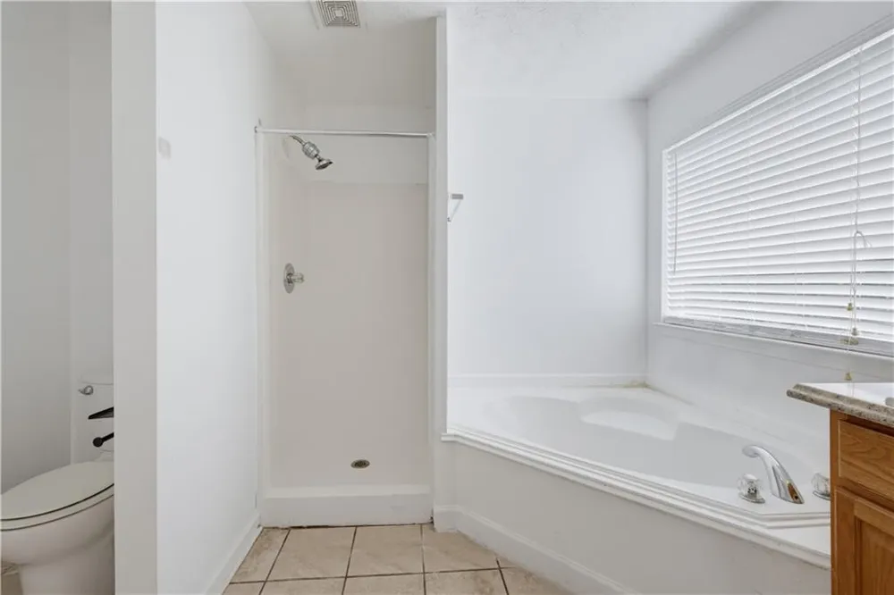 2545 Lake Royale Drive Riverdale, GA 30296
