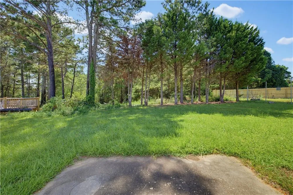 2545 Lake Royale Drive Riverdale, GA 30296