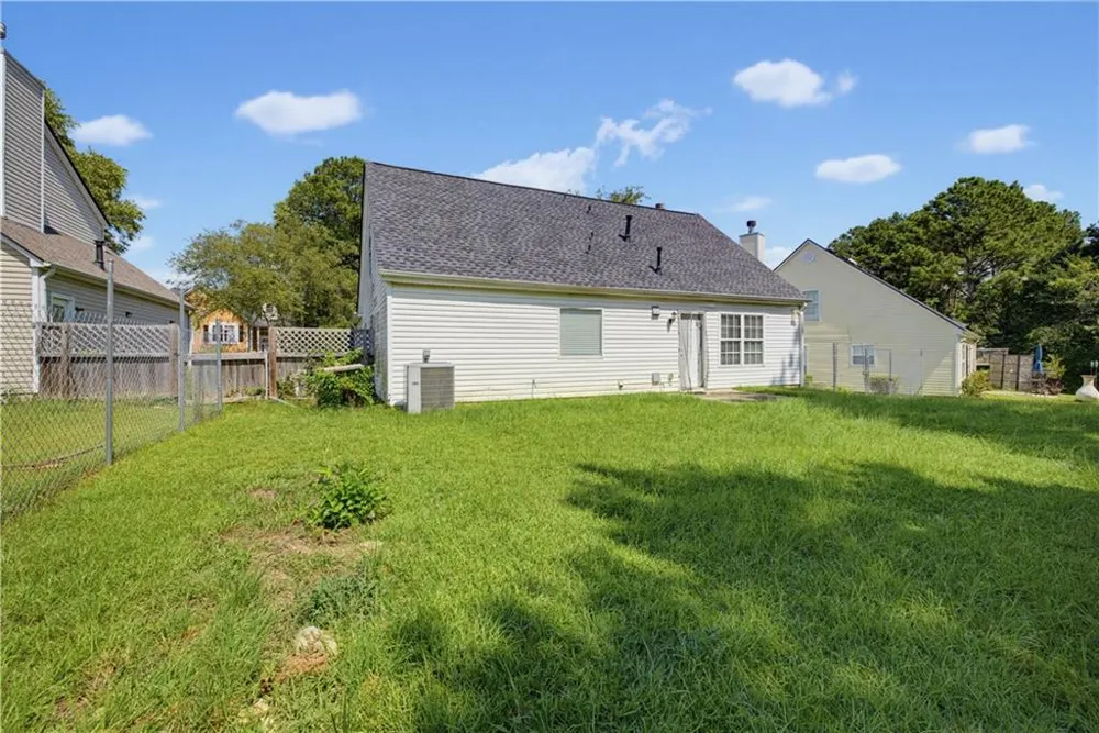 2545 Lake Royale Drive Riverdale, GA 30296
