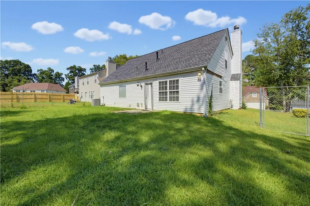 2545 Lake Royale Drive Riverdale, GA 30296