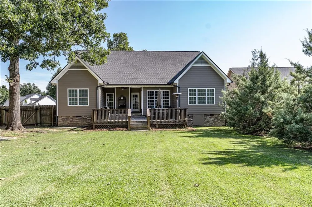 5 Quarter Horse Drive Rome, GA 30165