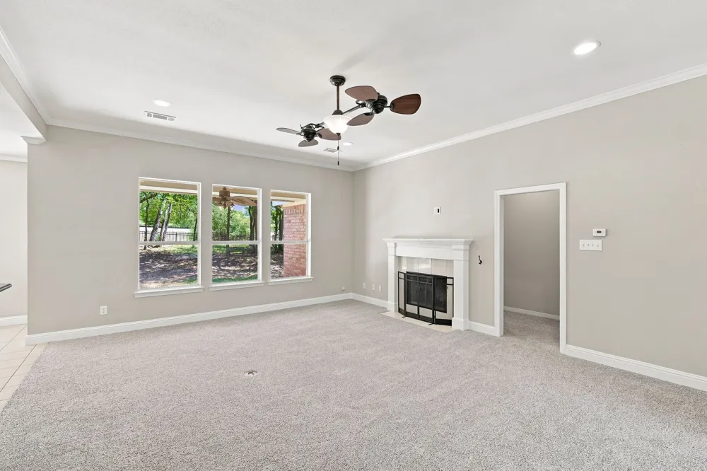 1207 Oak Creek Drive Ennis, TX 75119