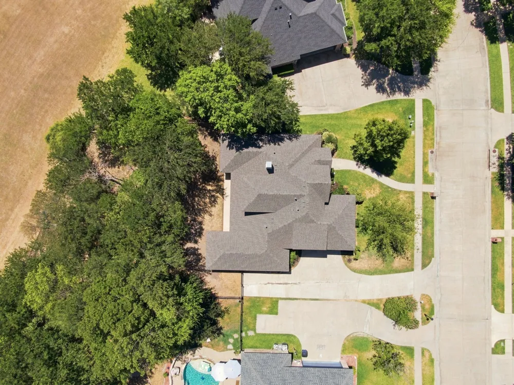 1207 Oak Creek Drive Ennis, TX 75119