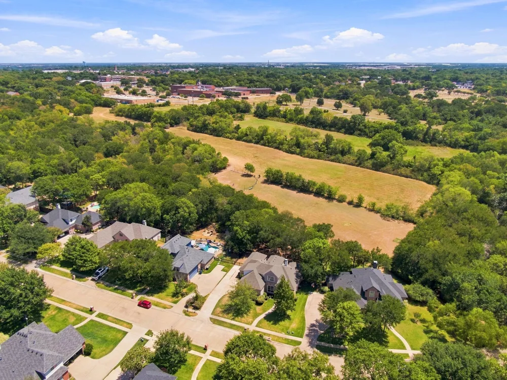1207 Oak Creek Drive Ennis, TX 75119
