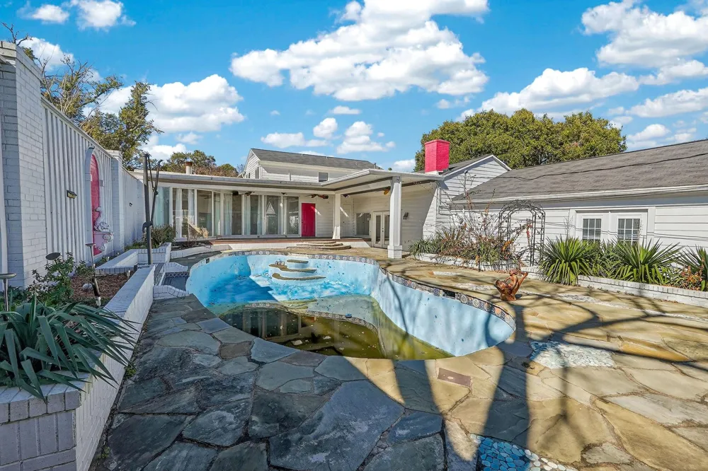 607 S Haswell Drive Bryan, TX 77803