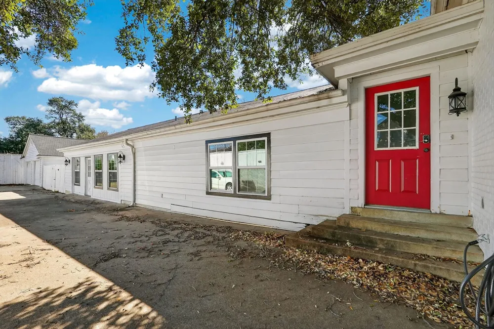 607 S Haswell Drive Bryan, TX 77803