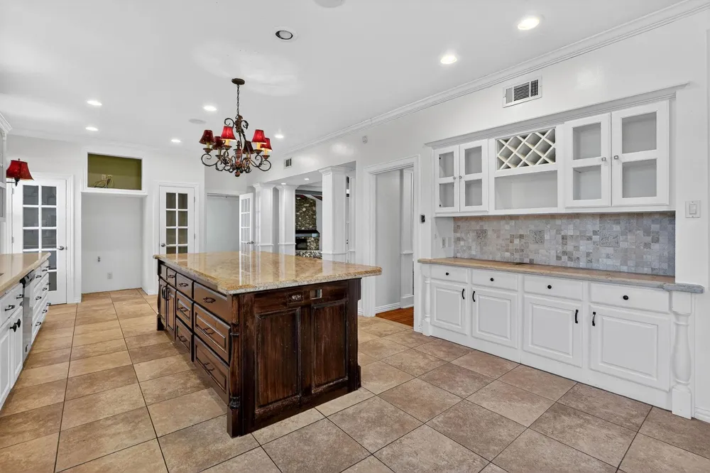 607 S Haswell Drive Bryan, TX 77803