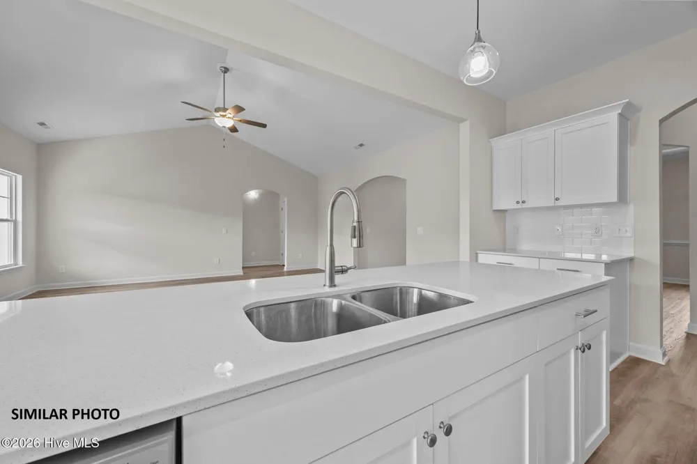 906 June Berry Place ##112 Hubert, NC 28539