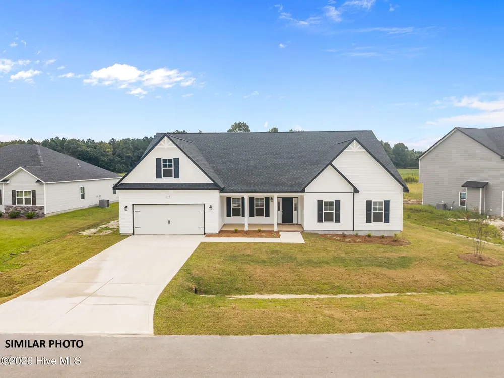 906 June Berry Place ##112 Hubert, NC 28539