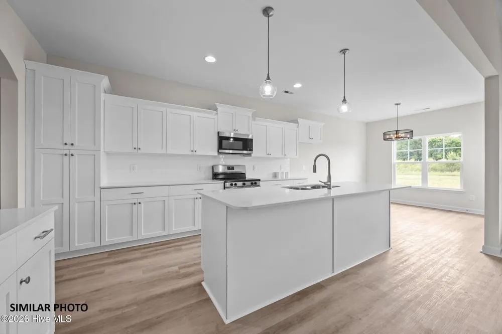 906 June Berry Place ##112 Hubert, NC 28539