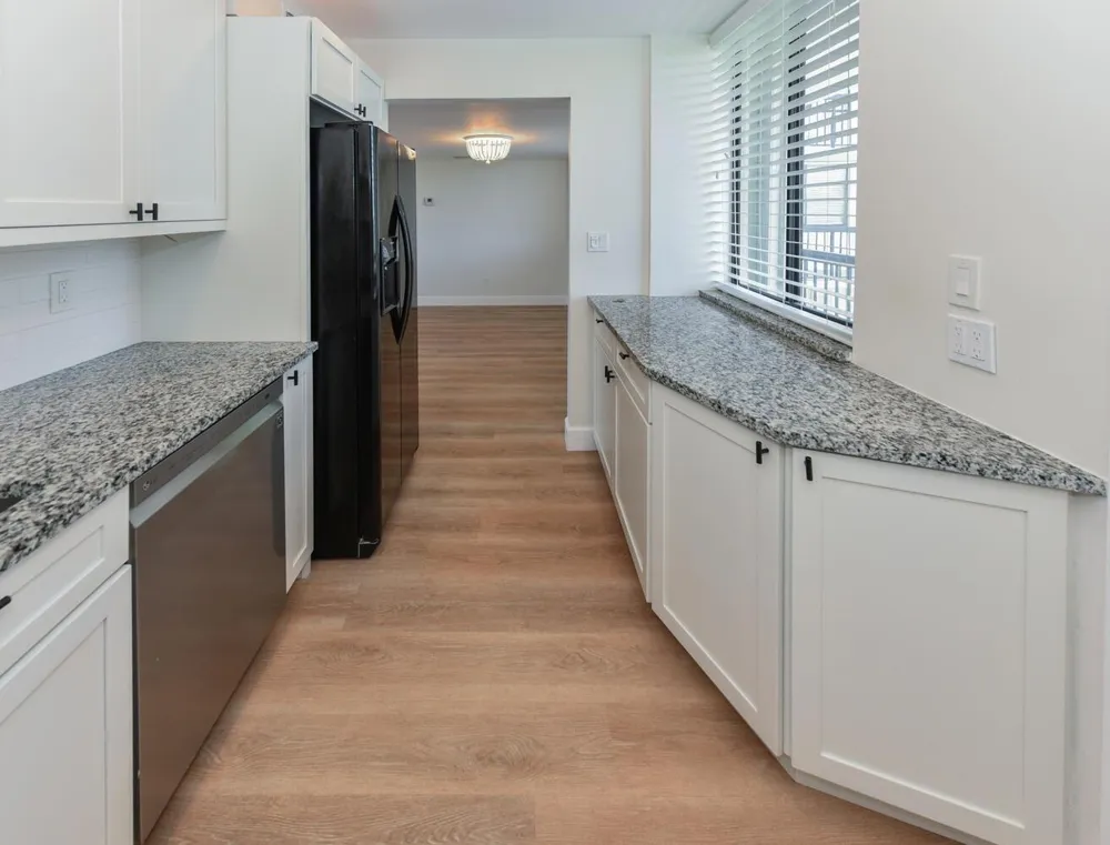 1605 S Us Highway 1 #M1-403 Jupiter, FL 33477