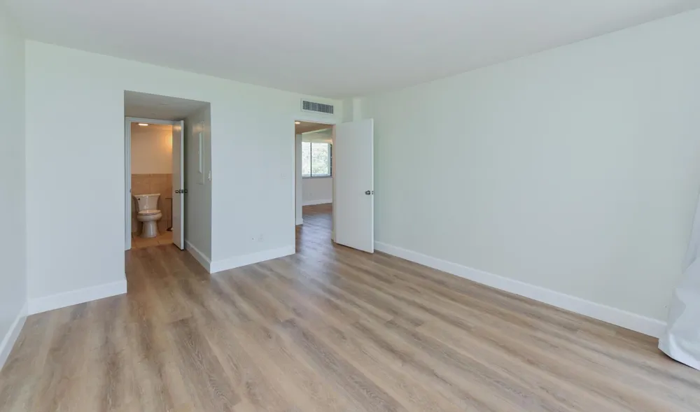 1605 S Us Highway 1 #M1-403 Jupiter, FL 33477