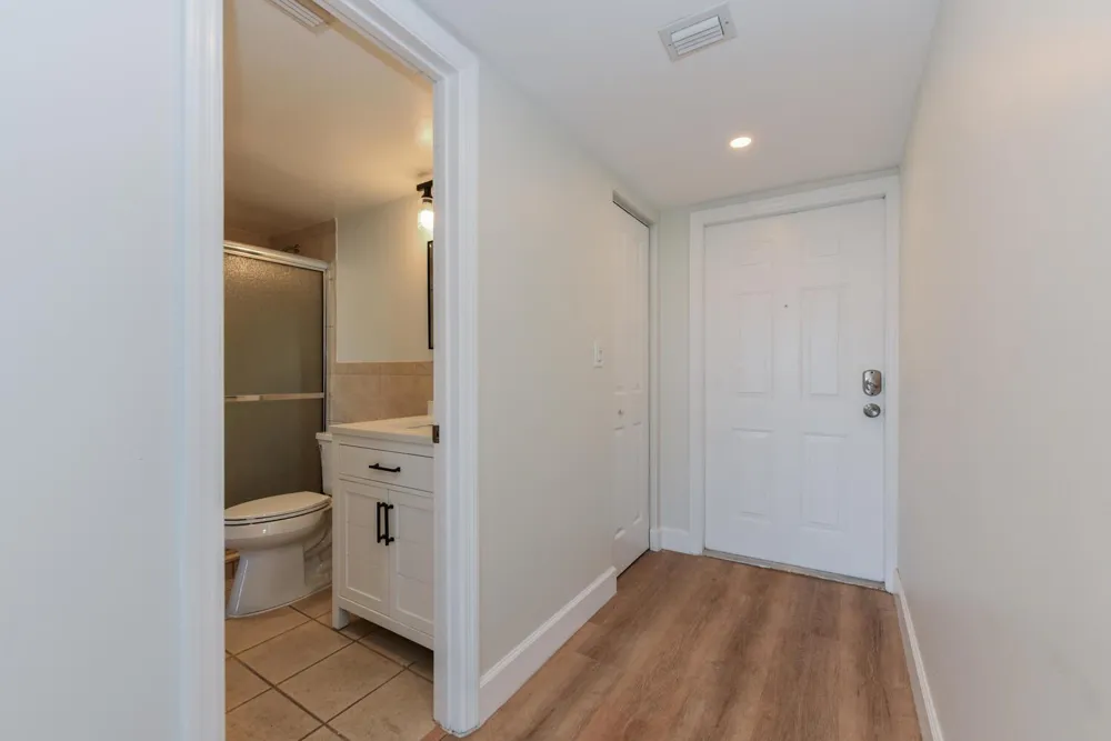 1605 S Us Highway 1 #M1-403 Jupiter, FL 33477