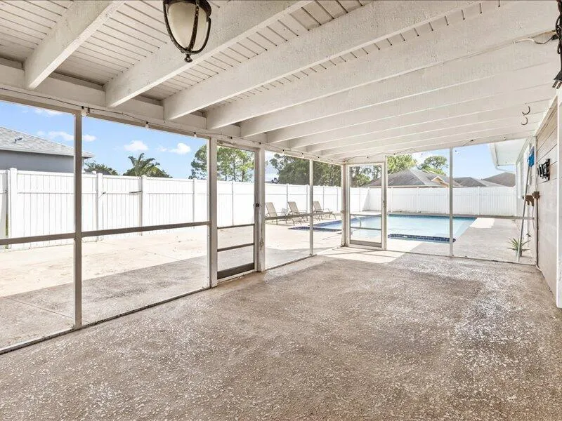 1297 SE Floresta Drive Port St. Lucie, FL 34983