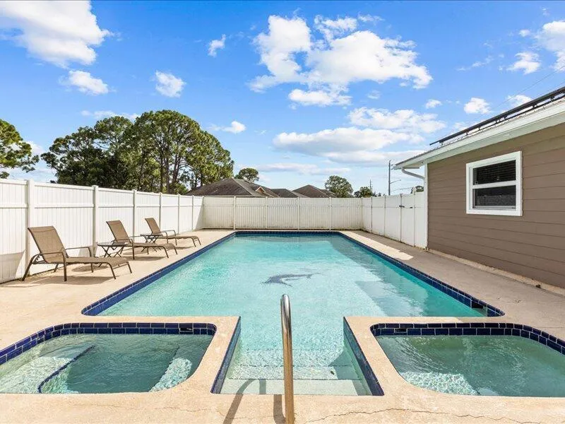 1297 SE Floresta Drive Port St. Lucie, FL 34983