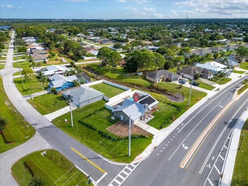 1297 SE Floresta Drive Port St. Lucie, FL 34983