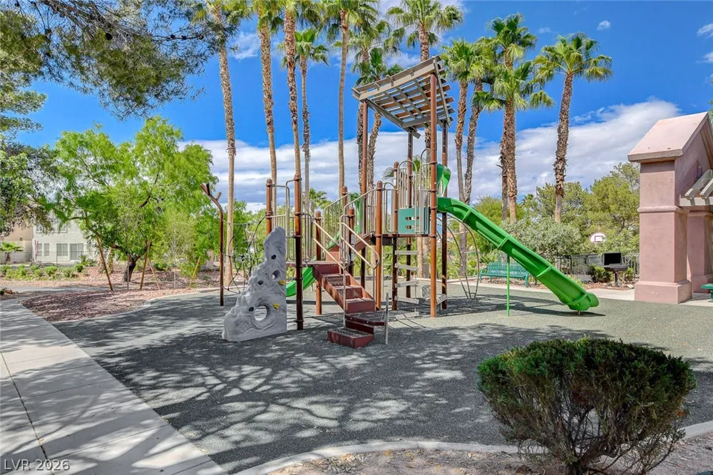 33 Staghorn Street Henderson, NV 89012