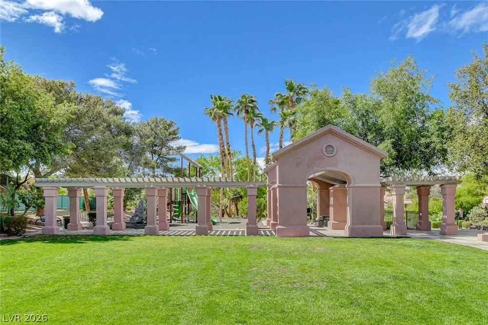 33 Staghorn Street Henderson, NV 89012