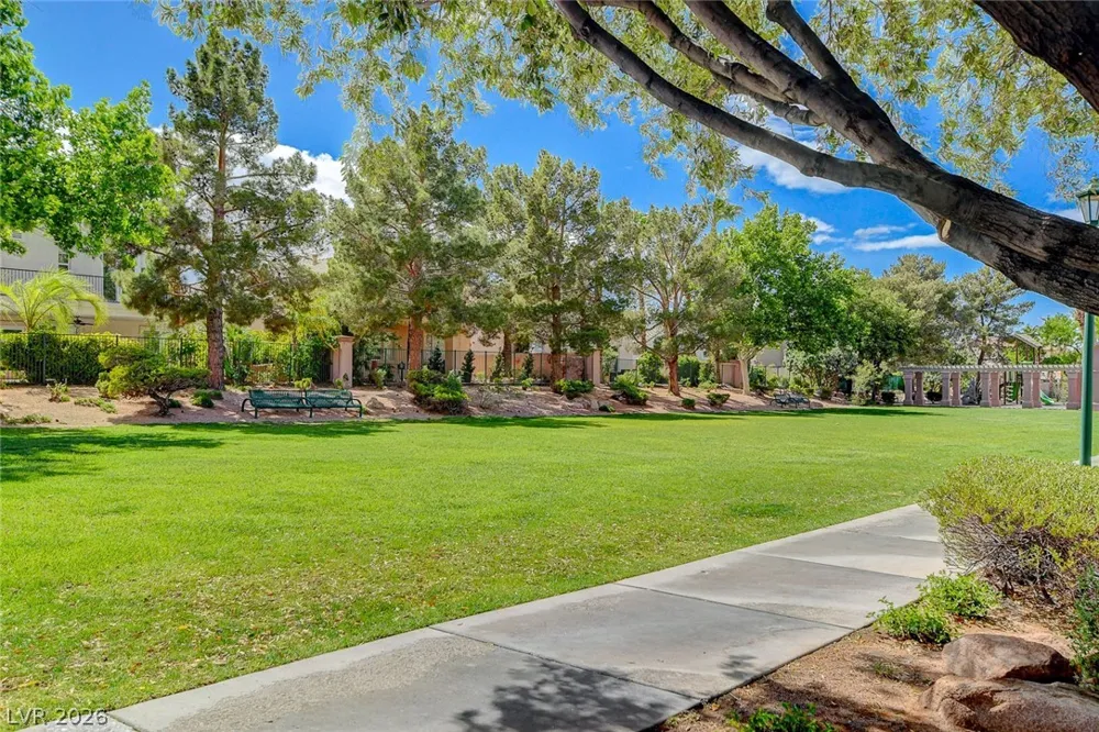 33 Staghorn Street Henderson, NV 89012
