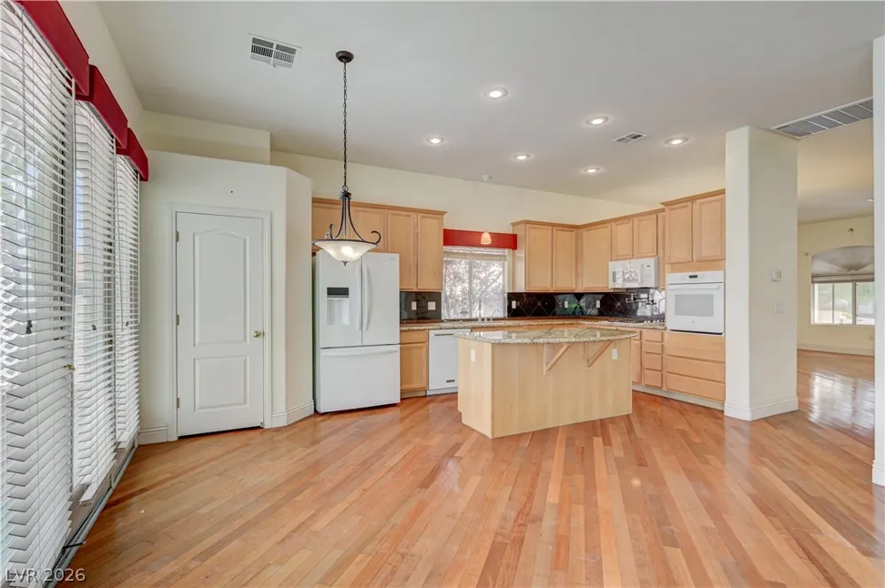 33 Staghorn Street Henderson, NV 89012
