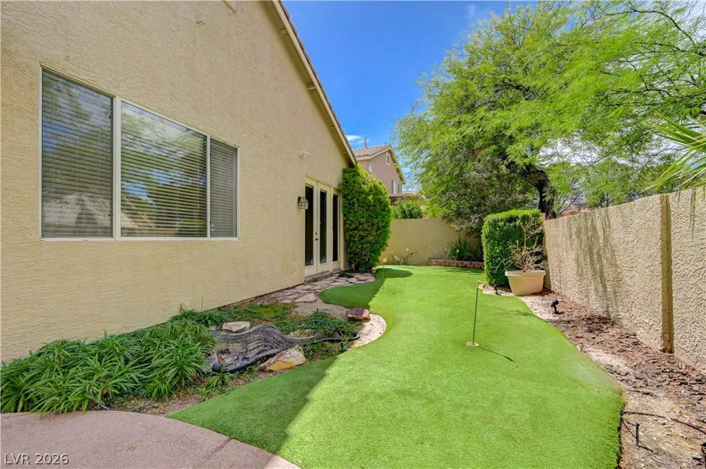 33 Staghorn Street Henderson, NV 89012