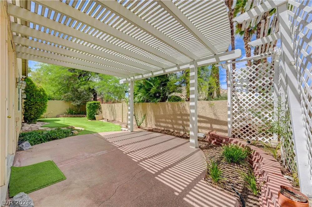 33 Staghorn Street Henderson, NV 89012