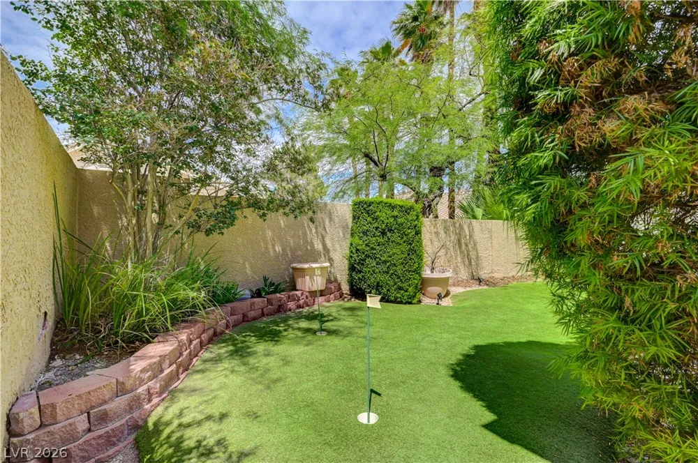 33 Staghorn Street Henderson, NV 89012