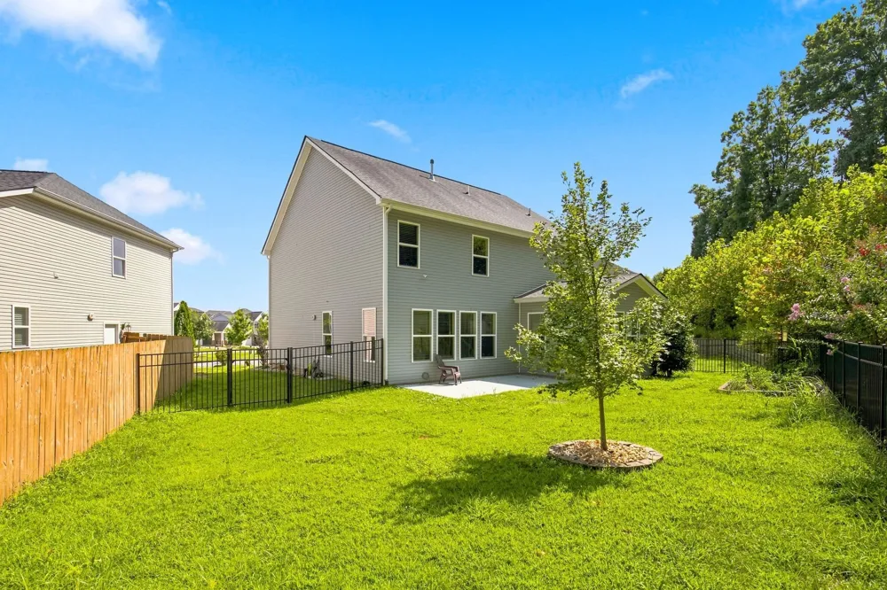 2160 Hickory Brook Dr Hermitage, TN 37076