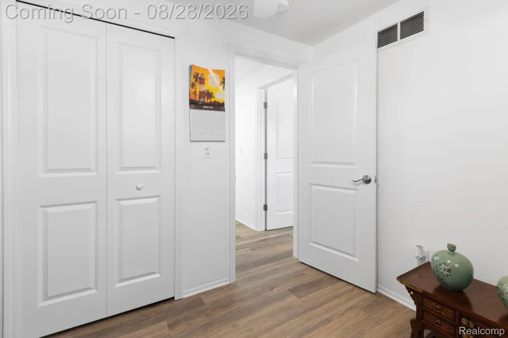 16296 Picton Court Clinton Charter Township, MI 48038