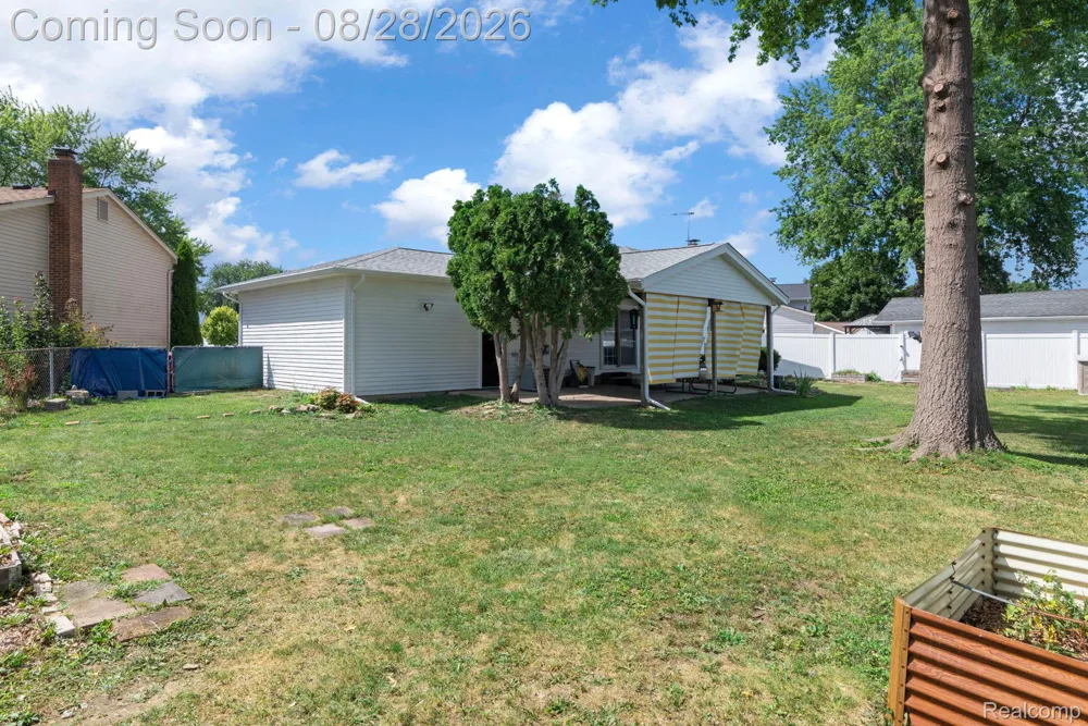 16296 Picton Court Clinton Charter Township, MI 48038