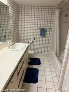 416 N. Helen Avenue #7 Rochester City, MI 48307