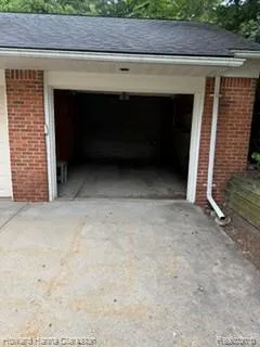 416 N. Helen Avenue #7 Rochester City, MI 48307