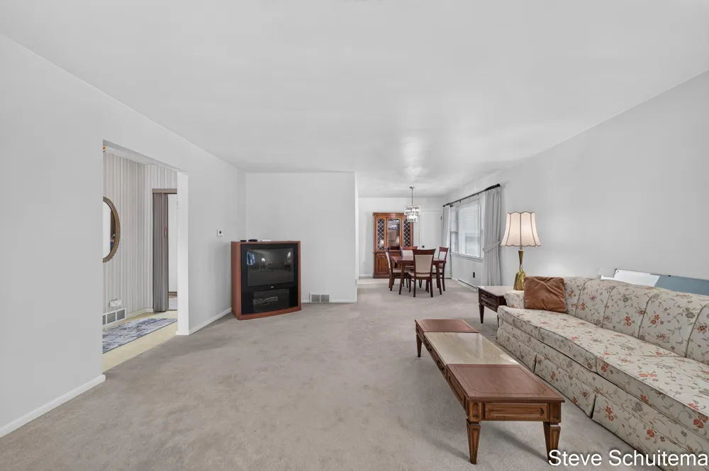 928 S Division Street Whitehall City, MI 49461
