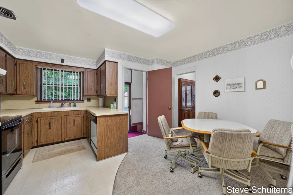 928 S Division Street Whitehall City, MI 49461