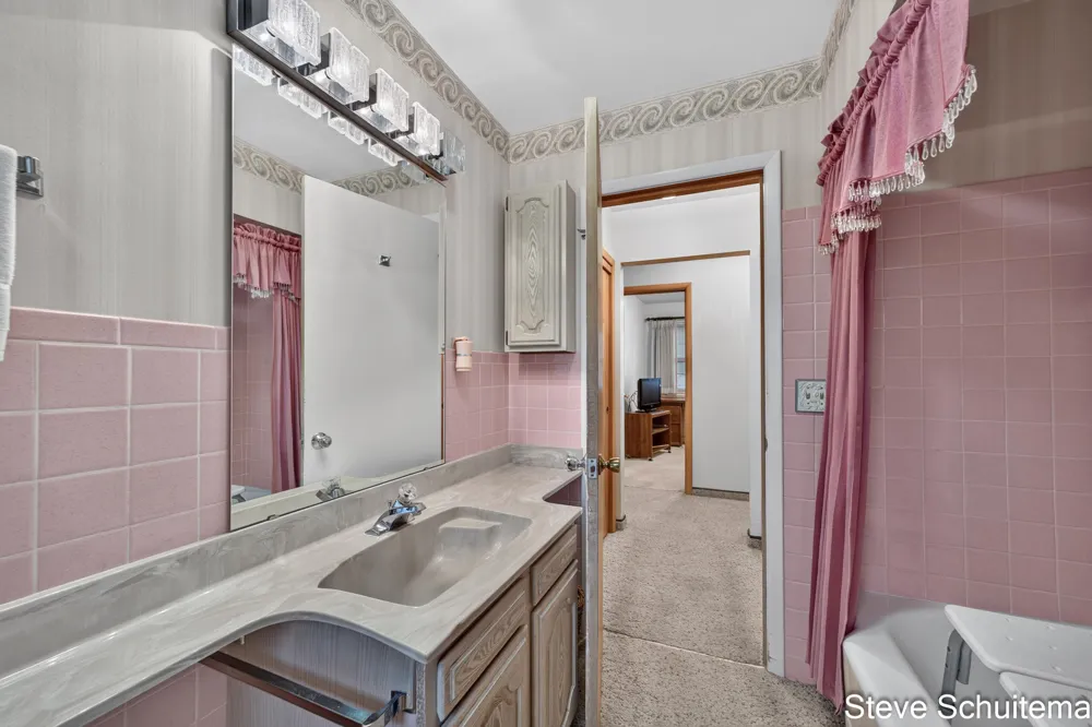 928 S Division Street Whitehall City, MI 49461