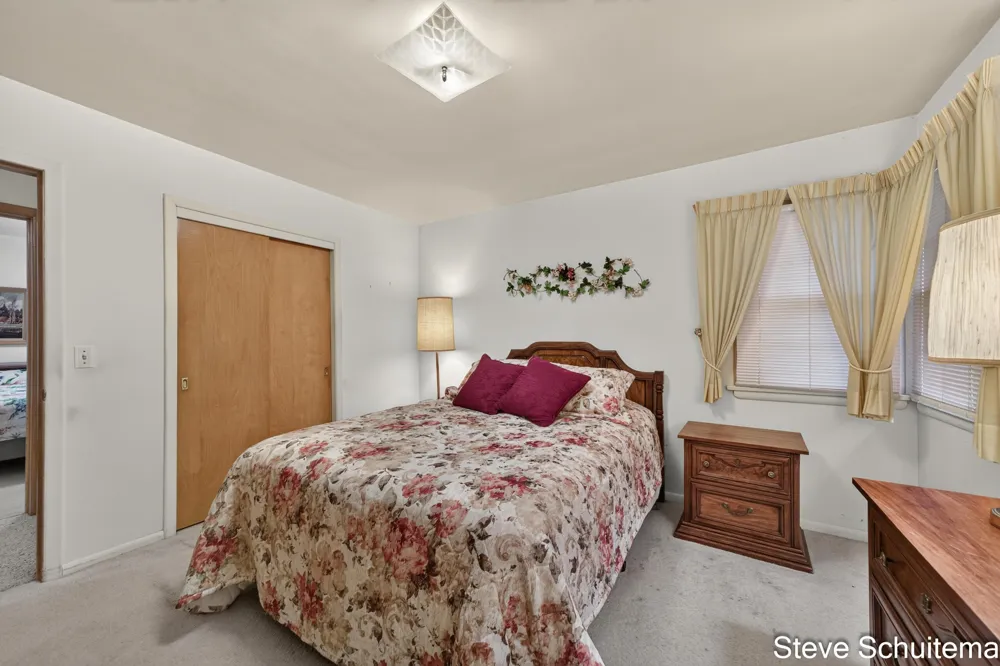928 S Division Street Whitehall City, MI 49461