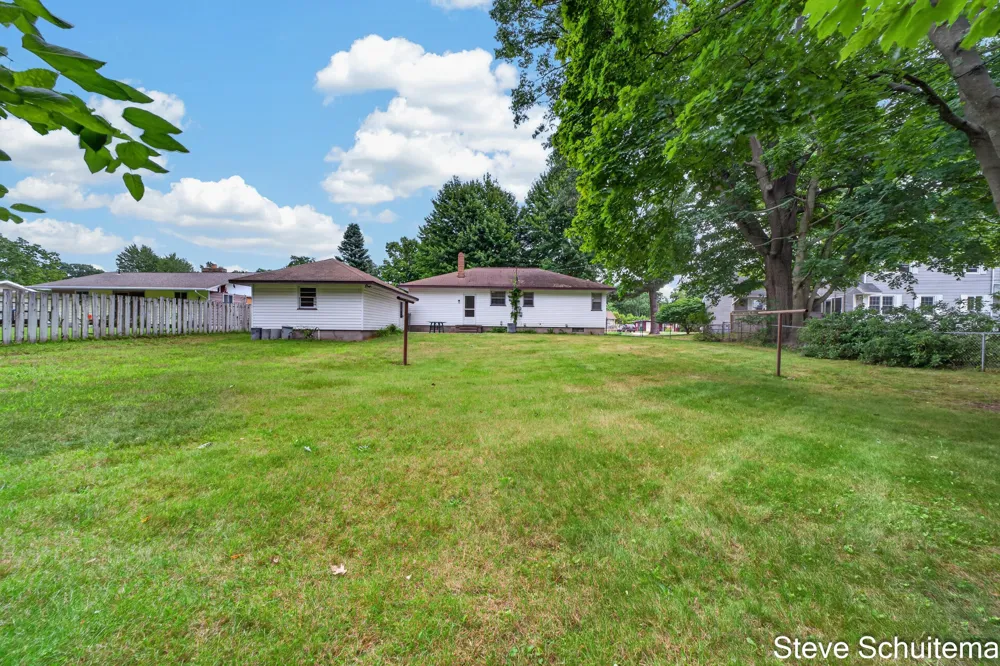 928 S Division Street Whitehall City, MI 49461