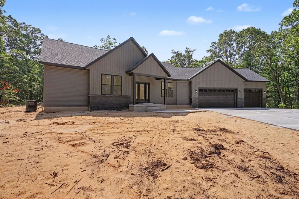 5195 Bittersweet Drive Whitehall Township, MI 49445
