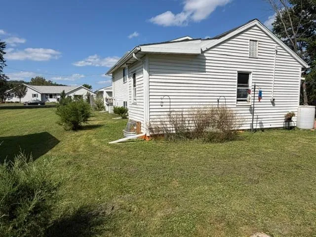 44798 E Goodrich Street Rushford, MN 55971
