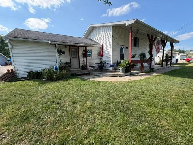44798 E Goodrich Street Rushford, MN 55971