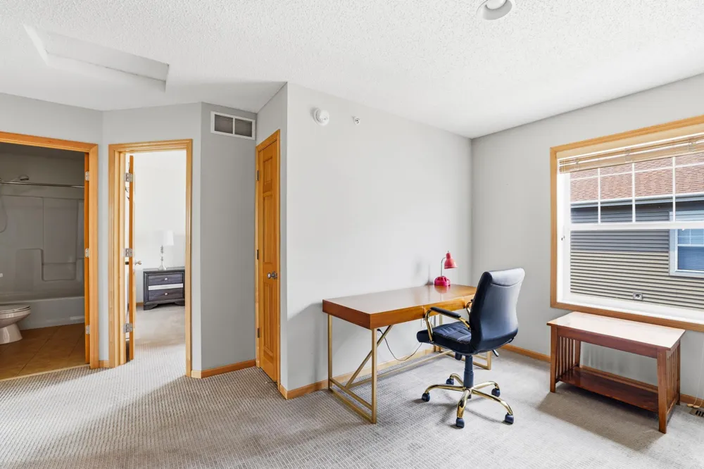 11317 Stratton Avenue #100 Eden Prairie, MN 55344
